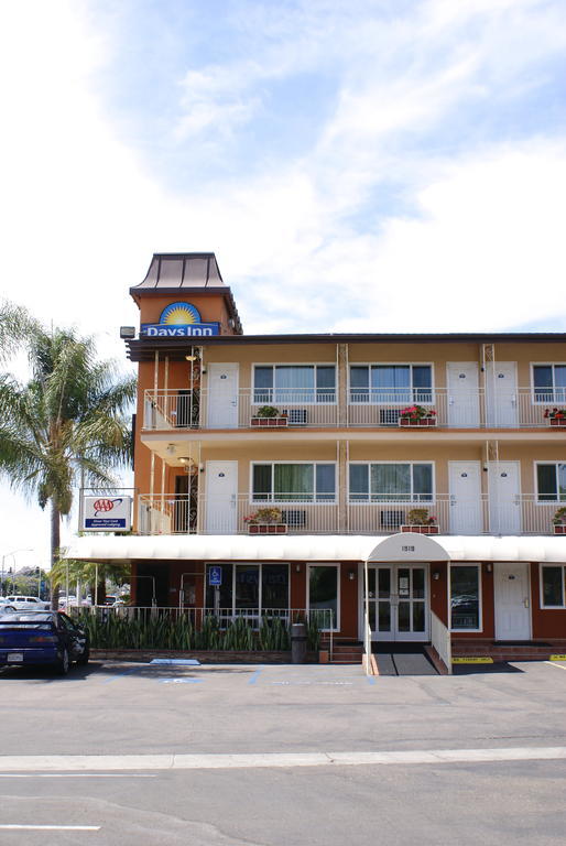 Days Inn Harbor View San Diego Kültér fotó