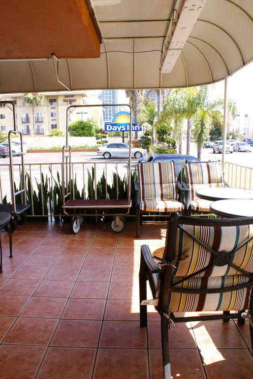 Days Inn Harbor View San Diego Kültér fotó